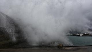 Край с морето! Ще е страшно - вълнение до 5 бала и бурен вятър