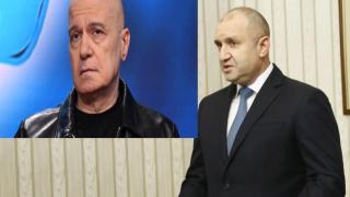 Радев посече Слави и депутатите заради маскарадните игри във... БЛИЦ TV