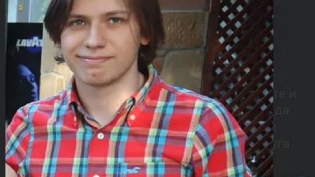 Майката на изчезналия Мартин получила мистериозен SMS, уж от него, но...