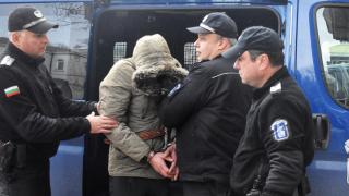 Първи СНИМКИ на убиеца Ивайло от Варна