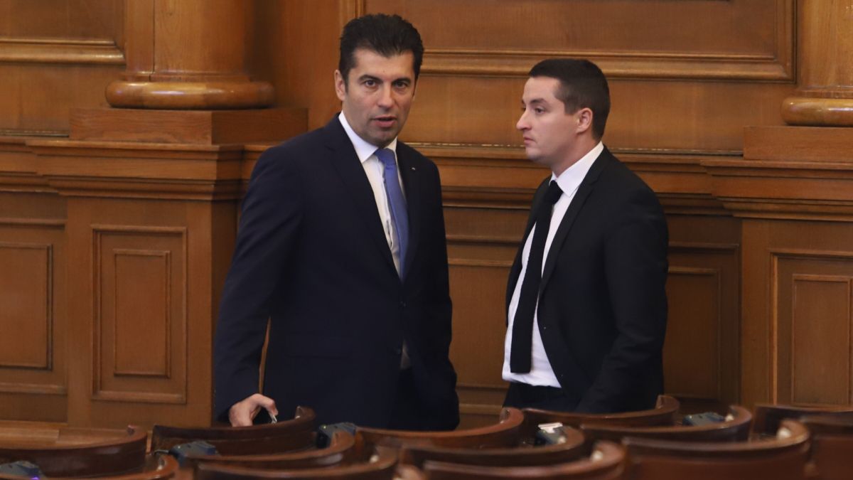 Волгин: Защо изобщо се дава трибуна на същества като Божанков?