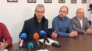 Нова глава в скандала със сина на Костадинов и боя в училище, заради референдума за лева БЛИЦ TV