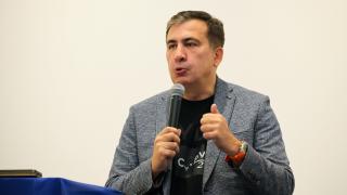 Мистерия със здравето на Саакашвили, бил припаднал, но...
