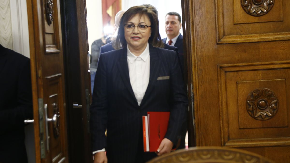 Нинова заговори за бъдещи коалиции, но размаха пръст на...