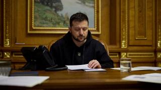 Огромен скандал разтърси Украйна! Зеленски развъртя метлата, взе главите на...