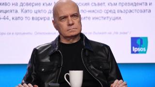 Слави побесня: Това е толкова абсурдно, че направо е...