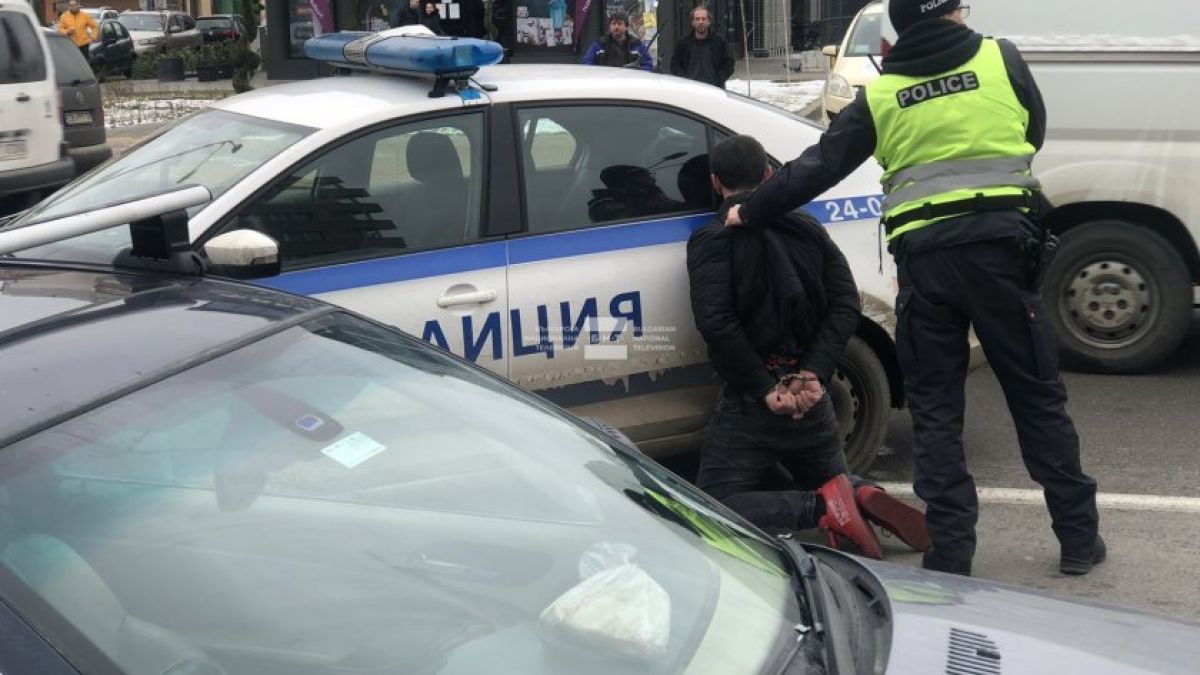Командос оцени действията на полицаите при зрелищния арест на Амебата в София