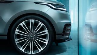Новият усъвършенстван Range Rover Velar: Изтънчена елегантност и пионерски иновации