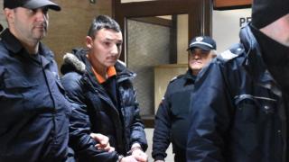 Решиха съдбата 22-г. изрод, изнасилил баба в Синдел СНИМКИ