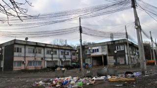 Ужас до Виетнамските общежития: Столичанка крещи за помощ, а мъж я влачи, удря и... 