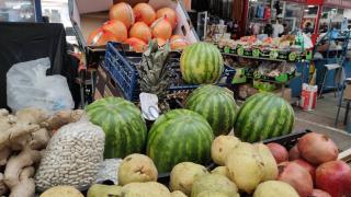 Извадиха първите дини на пазара, бразилски са, а цената... СНИМКА