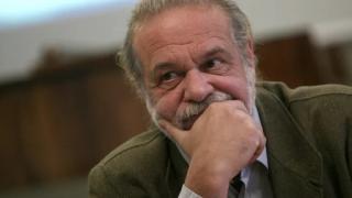 От мрежата: Призовават проф. Дайнов да не върши работата на "злите сили"