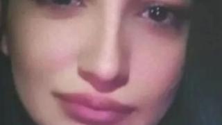 Малко след като колегите я спипали с дрогата, полицайката Симона започнала да... 