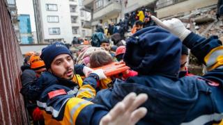 Чуйте как бучат земните недра по време на труса в Турция ВИДЕО