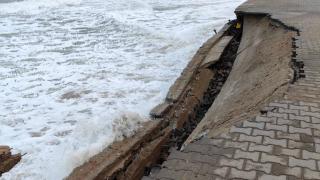 Полудялото море направи голяма поразя в Обзор СНИМКА 