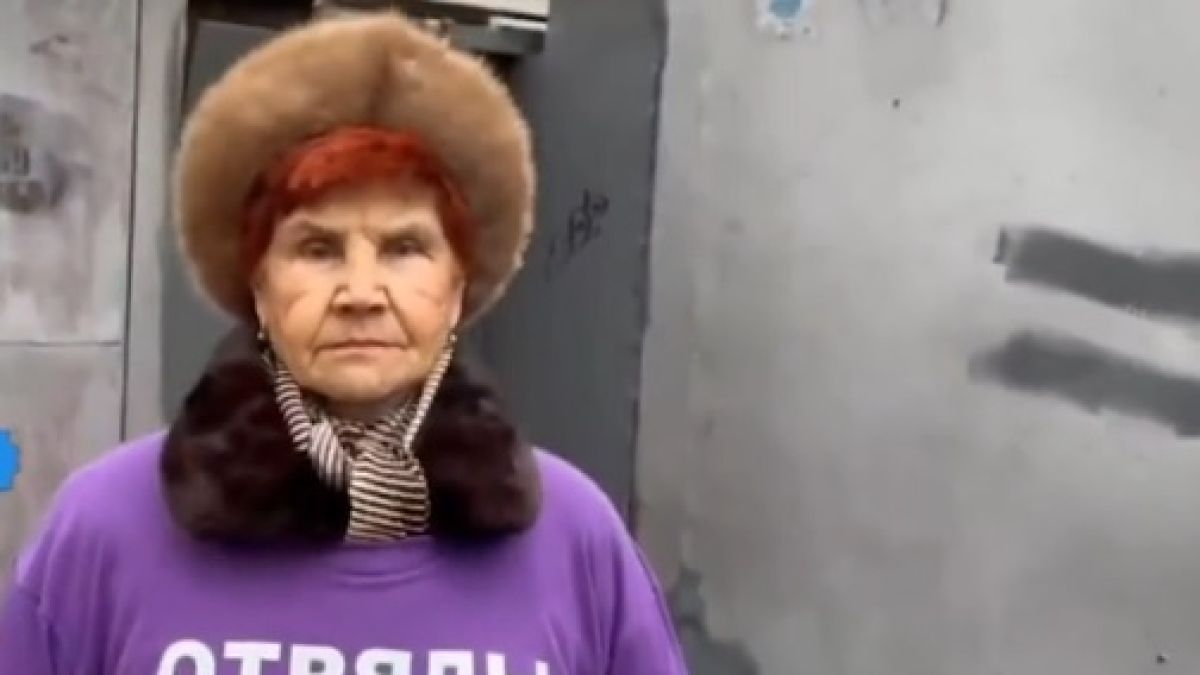 Баба-путинистка епично "унищожава" първия Leopard ВИДЕО