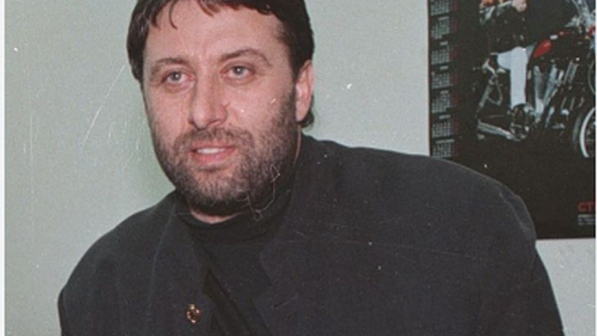 Кръстникът на БГ мафията Карамански редил скандална оферта от джипа си преди да умре