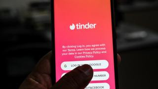 Психолози казаха защо Tinder е най-лошото място за намиране на любов