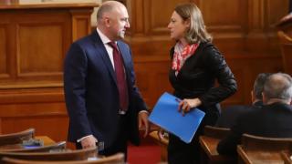 Нов играч на политическата сцена! Отцепници от Слави правят партия 