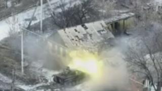 ВИДЕО от войната: Яростна атака на руски БМП-2 в източните покрайнини на Бахмут