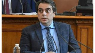 Евродепутат за чорапогащника на Василев: Новопръкнал се политик измамник