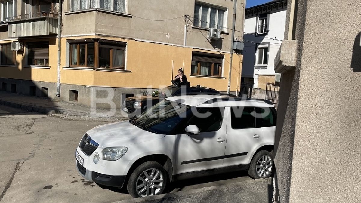 Жена в транс паникьоса всички във Враца СНИМКИ