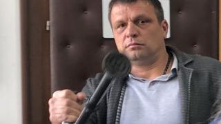 Како става?! Иво Лудия по спешност в болница!