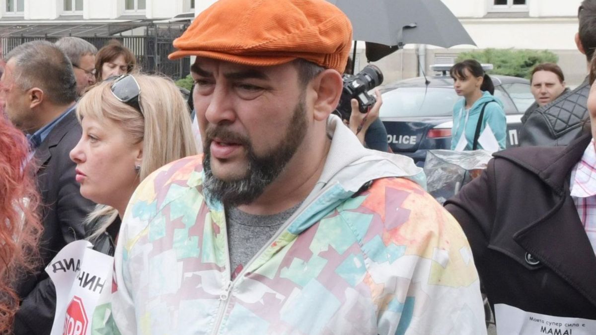 Устата след парчето за Македония: Ще ме убият!