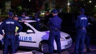 Само в БЛИЦ! Почерня от полиция пред столична болница 