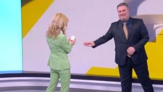 Няма да повярвате какво пипна Цънцарова в ефир, ръката й се разтрепери, за малко да… ВИДЕО