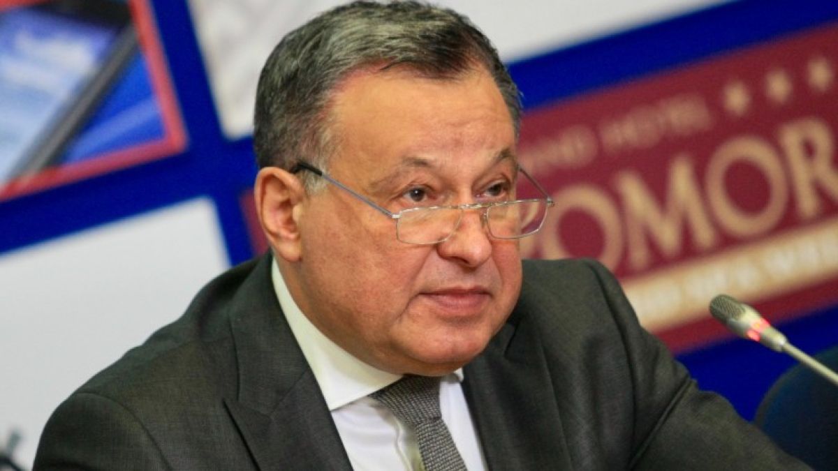 Украинският посланик заяви в прав текст, че снабдяването на Киев с български оръжия продължава