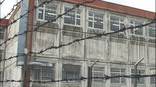 Самоубилият се млад надзирател оставя невръстно сираче, а болните му родители…