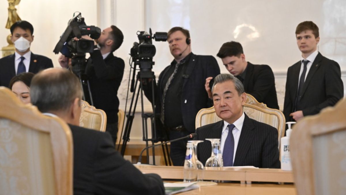 Путин към дипломат номер 1 на Китай: Отношенията ни достигат нови висоти