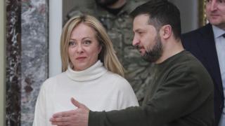 Джорджа Мелони вкаменена, засрамена и унизена насред Киев от Зеленски ВИДЕО
