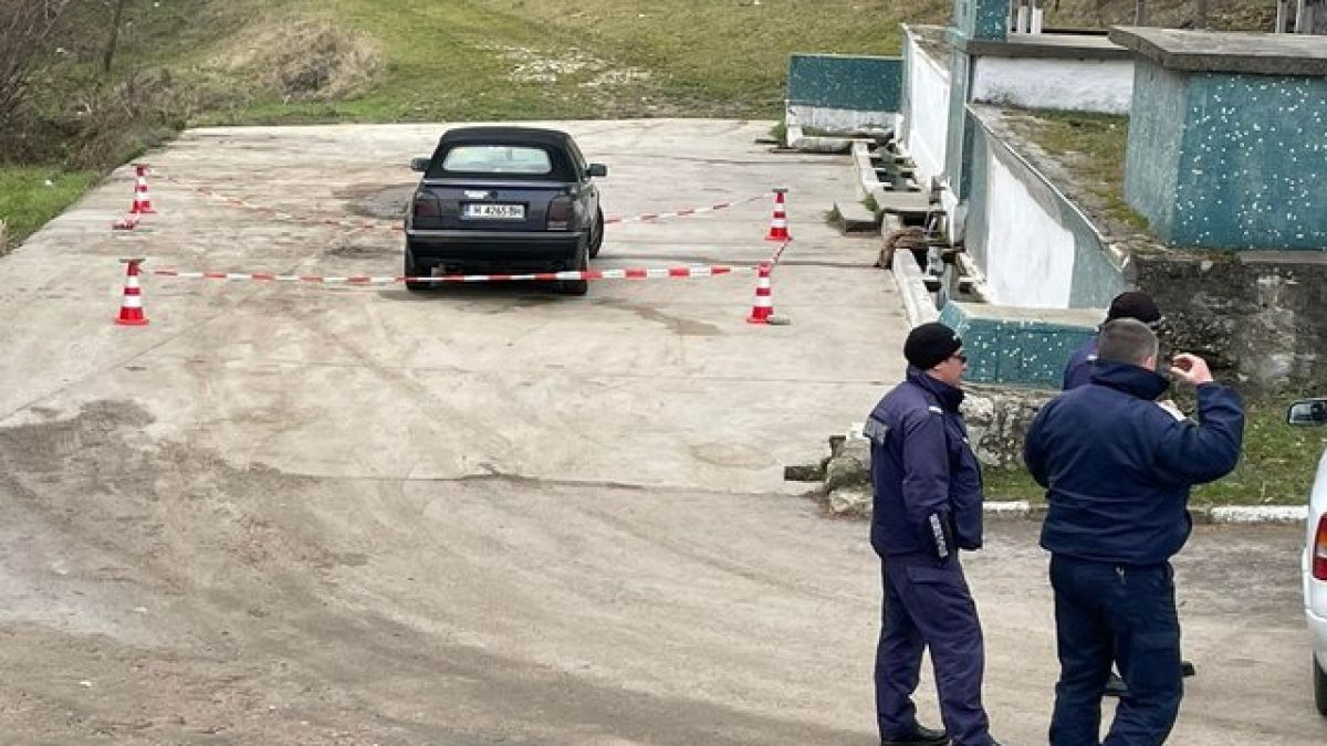 Първа версия за трагедията със задушени момче и момиче в Шуменско: Фаталното кабрио било...
