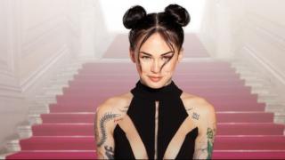 Стефани от "Сървайвър" лъсна в брутално порно СНИМКИ 18+