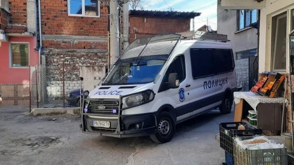 Кървави подробности за жестокото убийство, смразило Пловдив! Килърът е... БЛИЦ TV