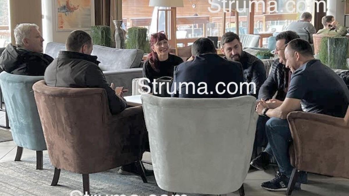 Ръководството на ГЕРБ-Благоевград се събра на тайна среща, какво се случва СНИМКА 