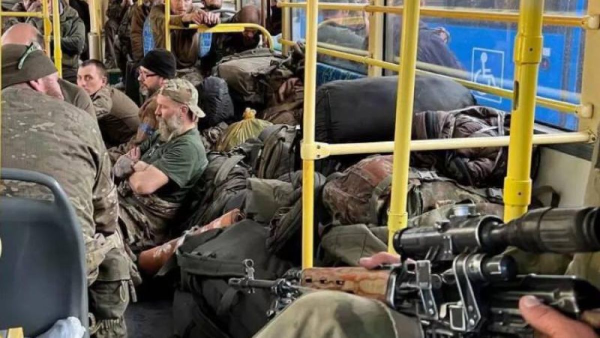 Пленени азовци проговориха: "Даваха ни дрога, за да..."  СНИМКИ