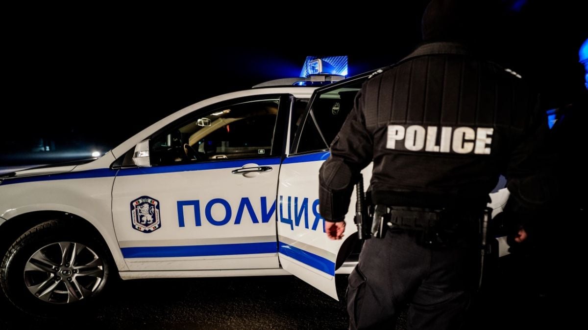 Бесен среднощен екшън край Владая, има много задържани 