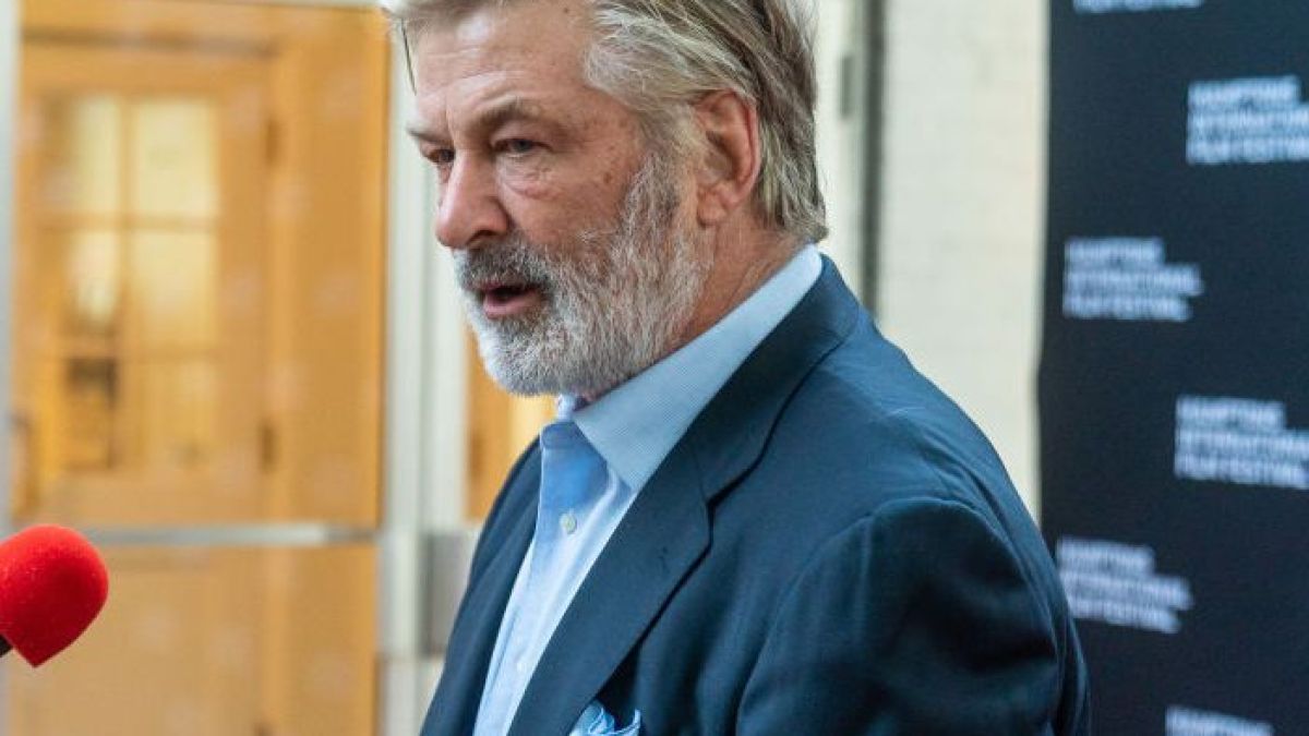 Нова драма застигна Алек Болдуин СНИМКА 