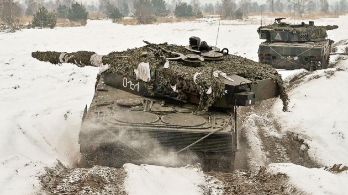 Украински полковник разби своите: Защо са нужни 10 „Леопарда“, ако има само два екипажа