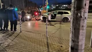 Извънредно в БЛИЦ! Кървав ужас край метростанция "Дружба" в София СНИМКИ