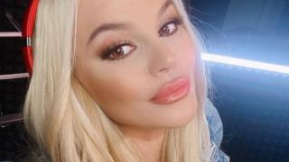 Деси Слава изуми с поредна драстична промяна! СНИМКА