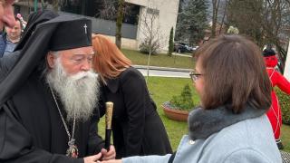Жители на Правец към Нинова: Подкрепяме ви в борбата срещу високите цени