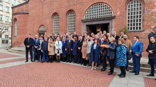 С водосвет за здраве ГЕРБ-СДС стартира кампанията си в София СНИМКИ
