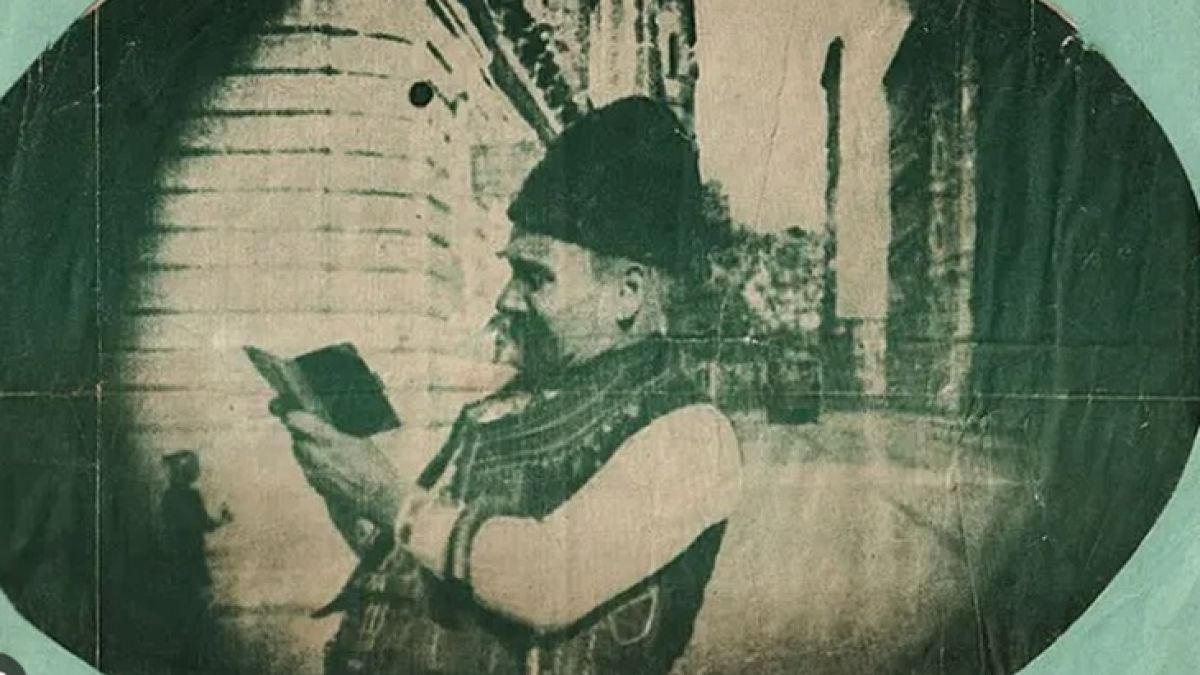 Бай Ганьо и Джеймс Бонд се хванаха на бас кой е по-голям мъж, ще се смеете много
