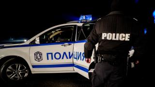 Разгонен юноша набара кака да го отрака в Русе, но после баща ѝ ... 