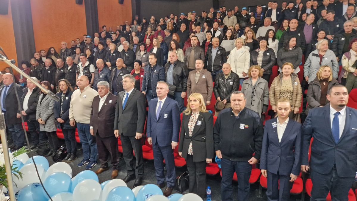 Мустафа Карадайъ в Търговище: Нужна ни е коалиция, за да има взаимен контрол в управлението