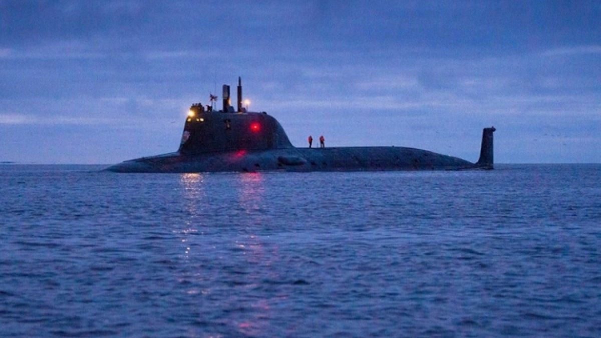 Newsweek: Появили се край бреговете на САЩ руски ядрени подводници стреснаха Пентагона